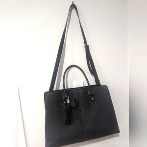 Women's messenger bag for laptop